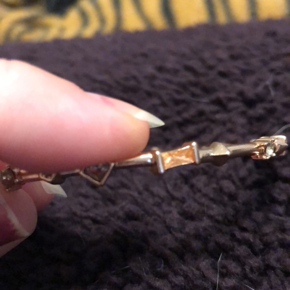 Kendra Scott Malia Rose Bracelet - Picture 10 of 11